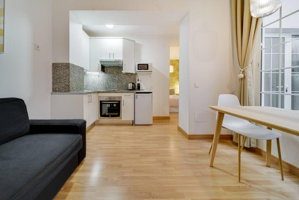 Encantador Apartamento Con Patio Màlaga Exteriér fotografie